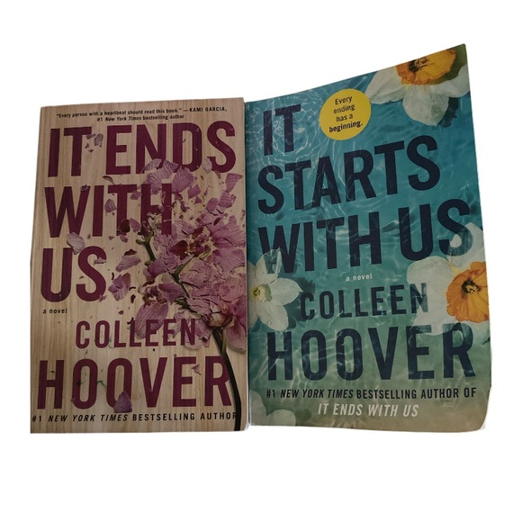Other - Book Set - It Ends With Us & It Starts With Us